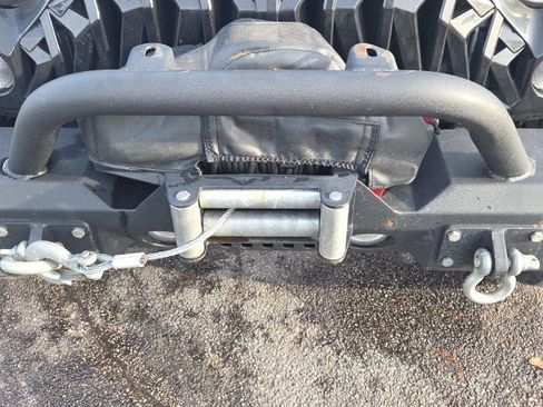 Used 2015 Jeep Wrangler Unlimited Rubicon image 13