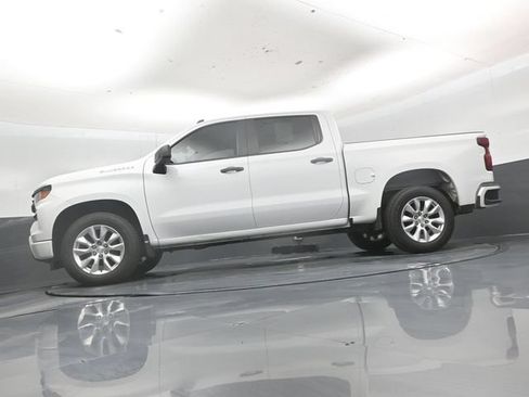 Used 2022 Chevrolet Silverado 1500 Custom RWD image 44