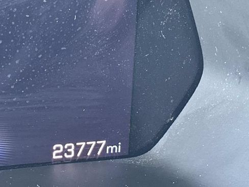 Used 2024 Chevrolet Colorado W/T RWD image 17