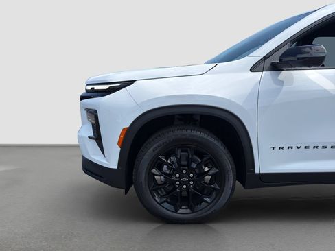 New 2026 Chevrolet Traverse LT w/ Midnight/Sport Edition FWD image 29