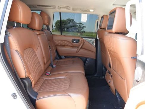 Used 2018 INFINITI QX80 4WD w/ Deluxe Technology Package image 25