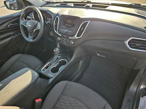 Used 2021 Chevrolet Equinox LT image 11