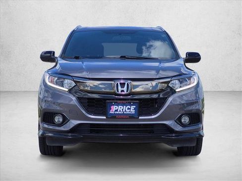 Used 2019 Honda HR-V Sport image 2