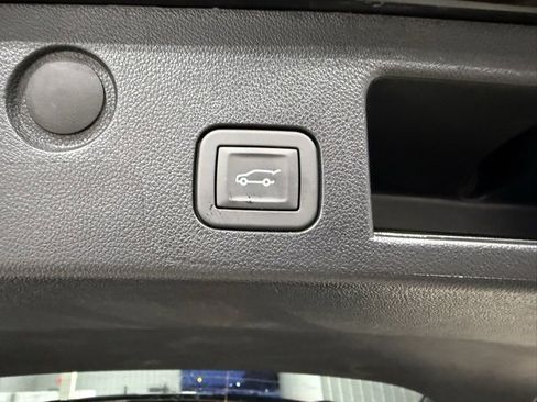 New 2026 Chevrolet Equinox LT w/ Convenience Package II image 36