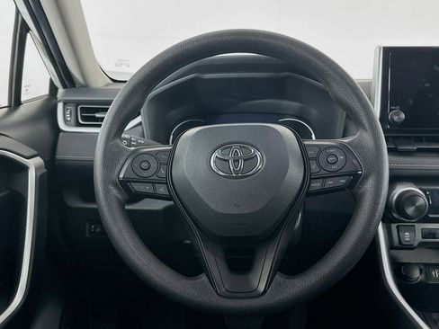 Used 2024 Toyota RAV4 LE image 17