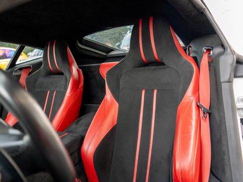 Used 2020 Aston Martin V8 Vantage Coupe RWD image 13