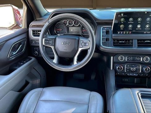 Used 2021 Chevrolet Tahoe Z71 w/ Rear Media and Nav Package image 5