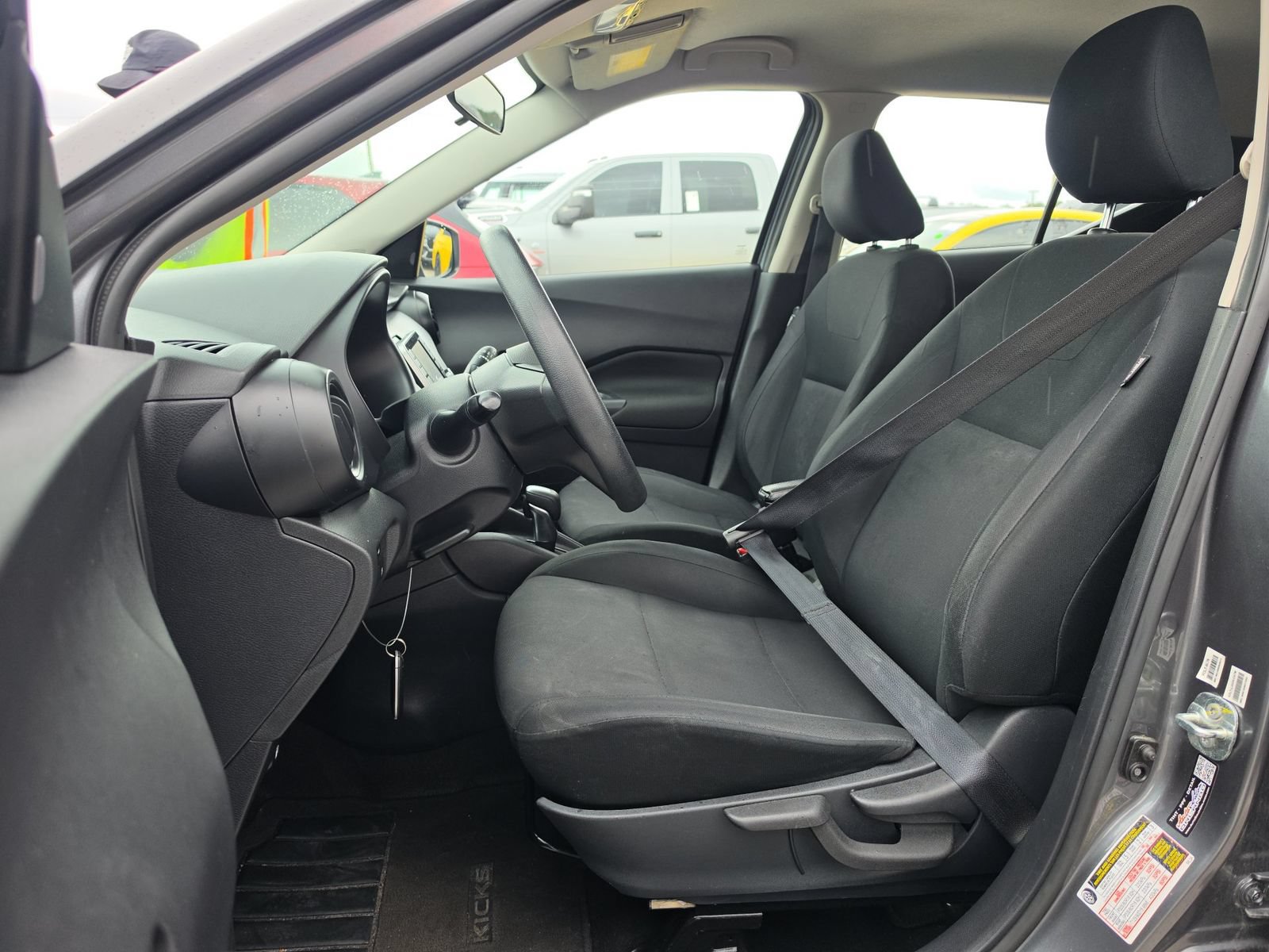Used 2023 Nissan Kicks S FWD image 5
