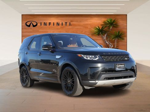 Used 2017 Land Rover Discovery HSE Luxury image 3