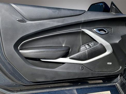 Used 2018 Chevrolet Camaro LT w/ RS Package image 19