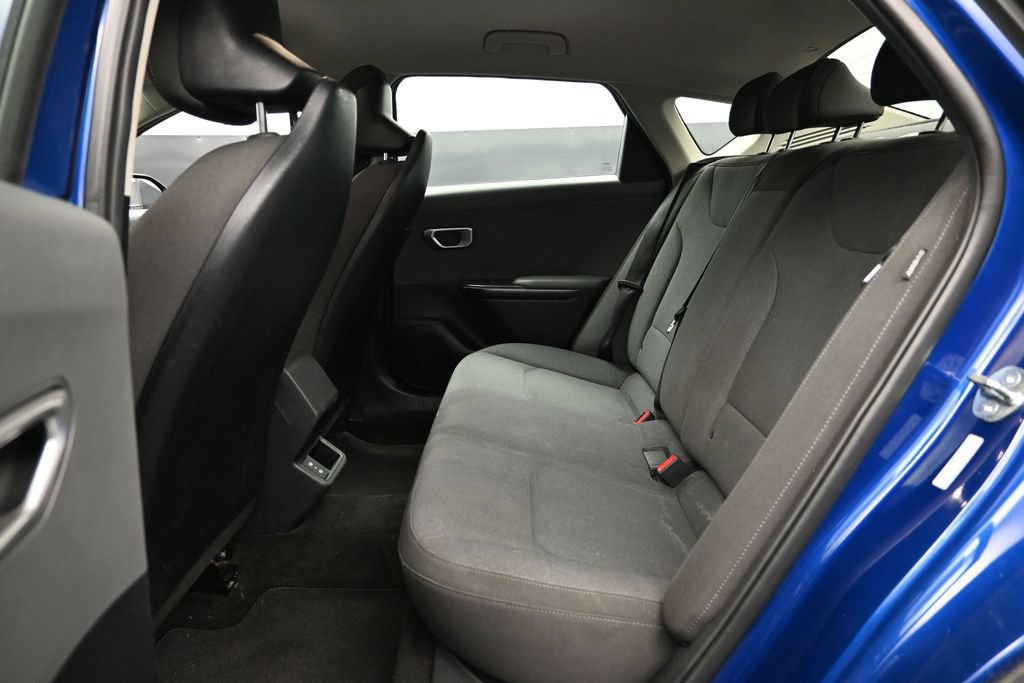 Used 2025 Kia K4 FWD image 23