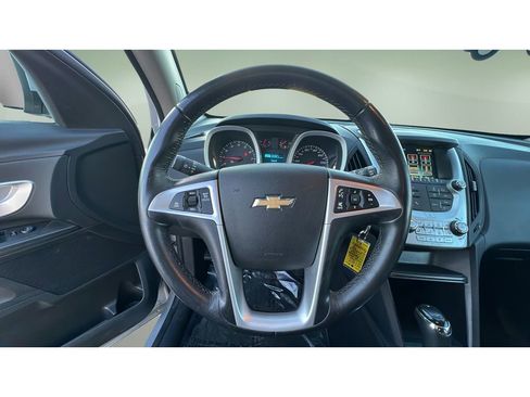 Used 2017 Chevrolet Equinox LT w/ Convenience Package image 21