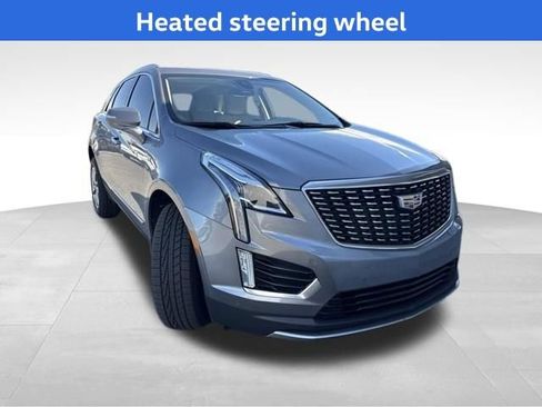 Used 2020 Cadillac XT5 Premium Luxury FWD image 3