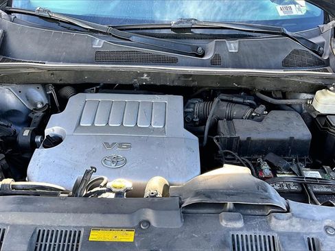 Used 2013 Toyota Highlander Plus image 11