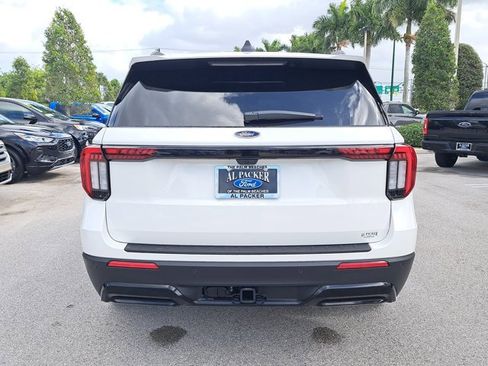 Certified 2025 Ford Explorer ST-Line w/ Premium Package image 6