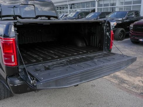 Used 2017 Ford F150 Lariat RWD image 12
