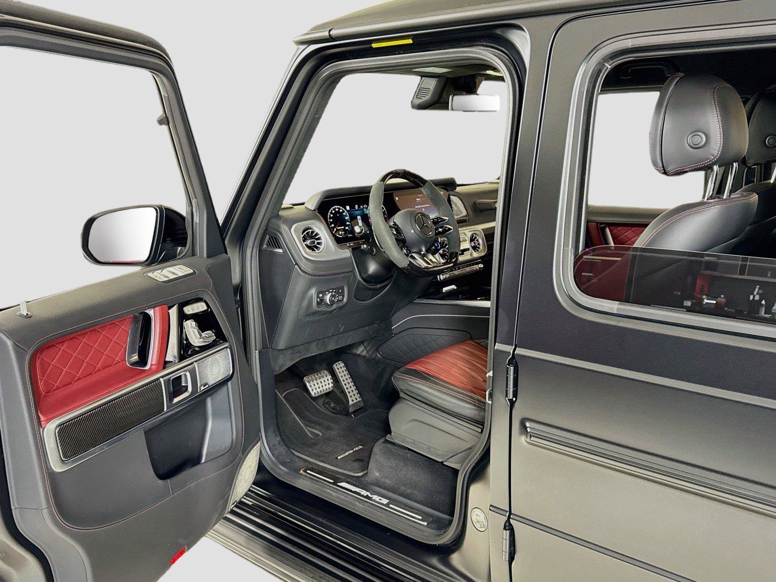 Used 2025 Mercedes-Benz G 63 AMG 4MATIC image 11