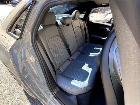 Used 2019 Audi S4 Premium Plus w/ Premium Plus Package image 26