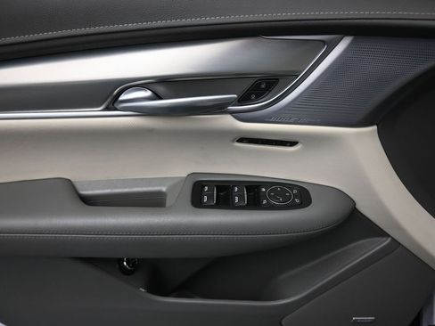 Used 2024 Cadillac XT5 Premium Luxury w/ Technology Package image 10