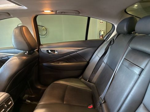 Used 2017 INFINITI Q50 3.0t Premium w/ Cargo Package (L95) image 14