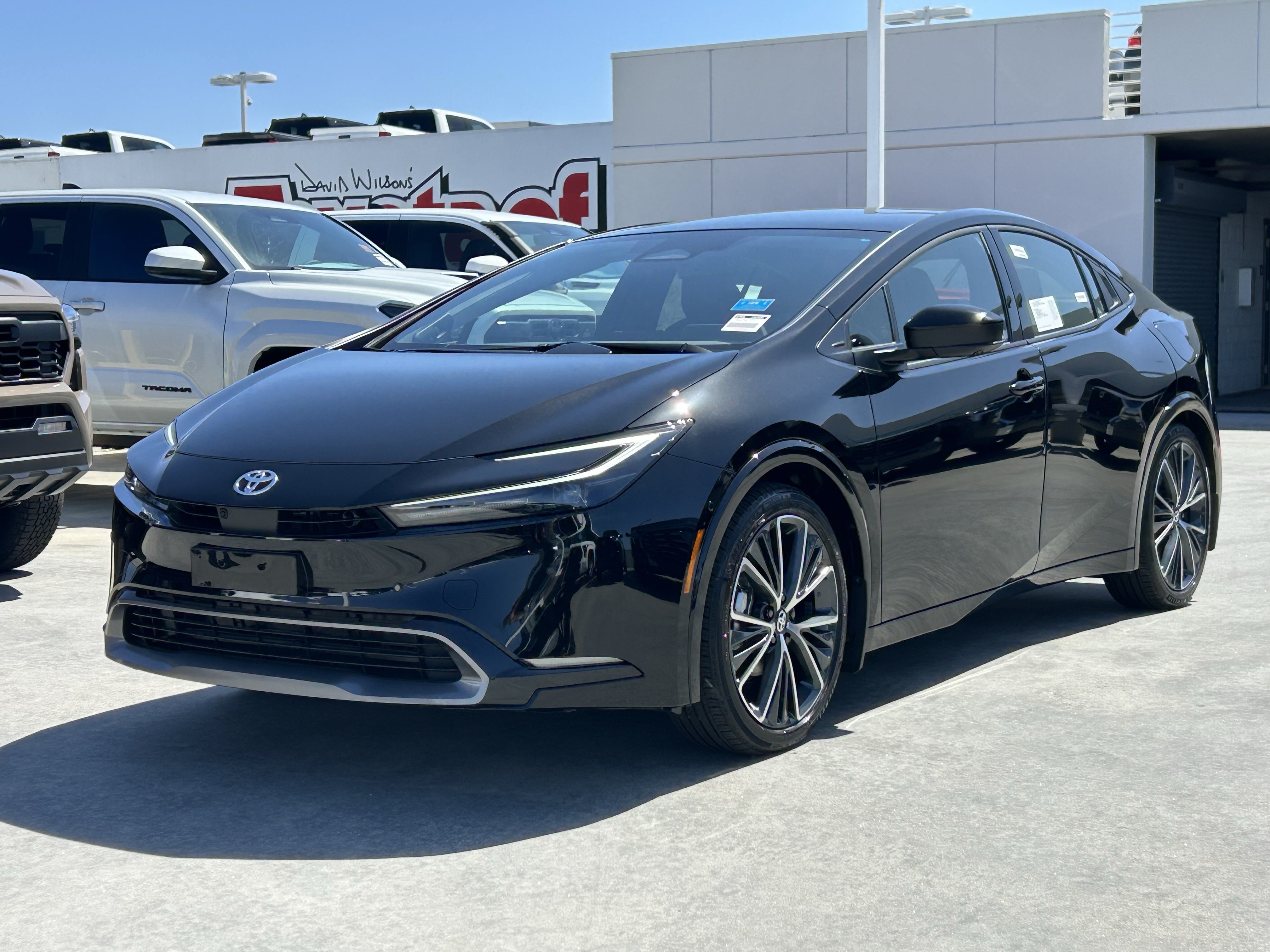New 2027 Toyota Prius Limited w/ Limited Premium Package FWD image 6
