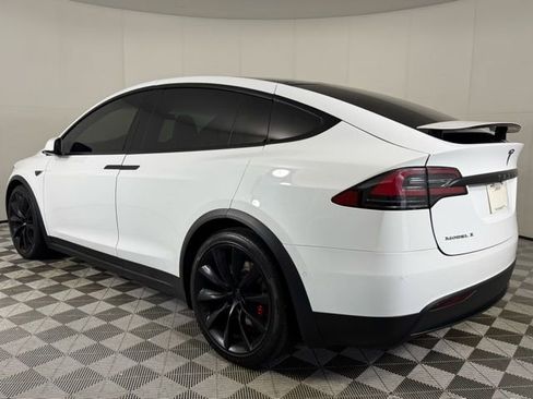 Used 2016 Tesla Model X 90D image 9