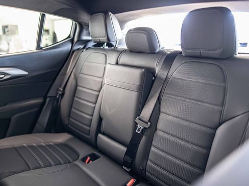 New 2025 Alfa Romeo Tonale w/ Premium Package image 34