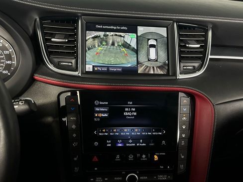 Used 2024 INFINITI QX50 Sport image 19