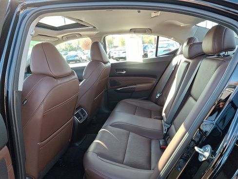 Used 2016 Acura TLX V6 SH-AWD w/ Technology Pkg image 9