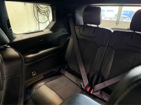 Used 2023 Jeep Grand Cherokee L Laredo AWD/4WD image 22