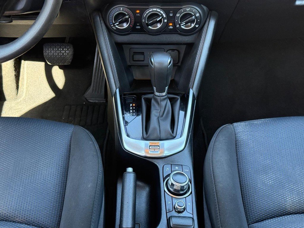 Used 2019 Toyota Yaris LE FWD image 12