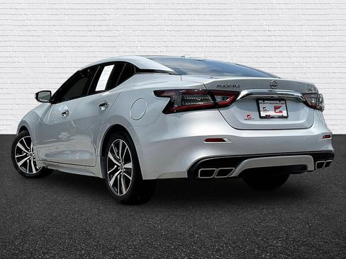 Used 2023 Nissan Maxima SV w/ Floor Mat Group FWD image 4