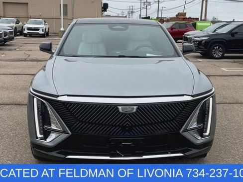 Used 2024 Cadillac Lyriq Luxury image 3