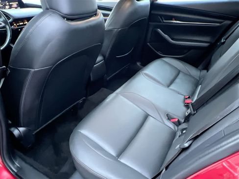 Used 2023 MAZDA MAZDA3 s image 18