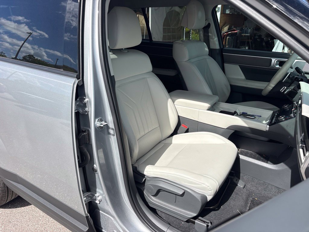 Used 2026 Hyundai Santa Fe SEL w/ Tow & Go Package FWD image 19
