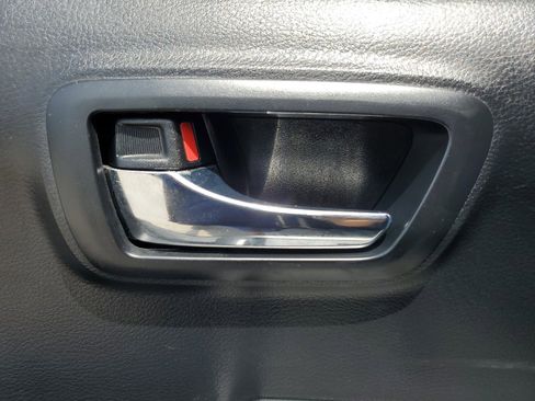 Used 2016 Toyota Tacoma 2WD Double Cab image 14