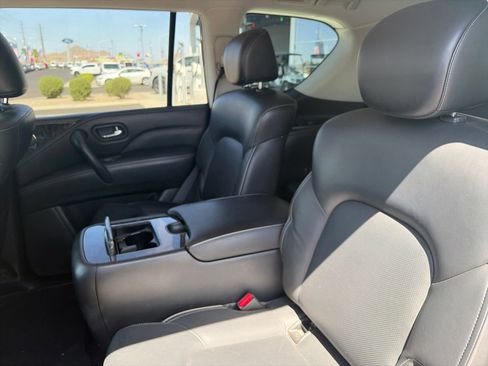 Used 2022 INFINITI QX80 Luxe RWD image 13