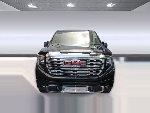 Used 2025 GMC Sierra 1500 Denali image 6