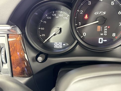 Certified 2025 Porsche Macan GTS image 20