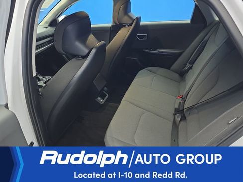 Used 2025 Kia K4 FWD image 25