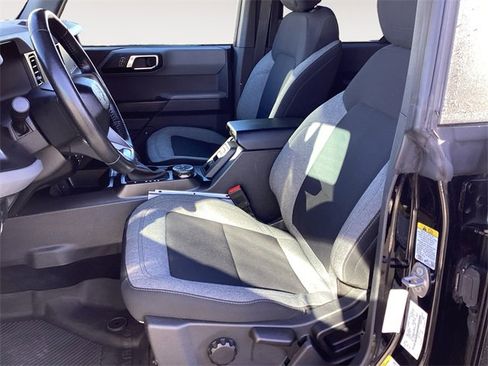 Used 2022 Ford Bronco Big Bend image 9