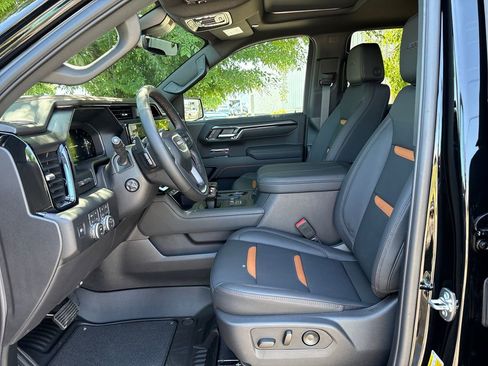 New 2026 GMC Sierra 1500 4x4 Crew Cab AT4 image 12