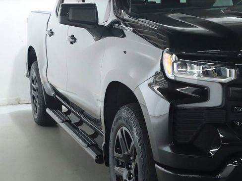 Used 2023 Chevrolet Silverado 1500 RST w/ Convenience Package II AWD/4WD image 8