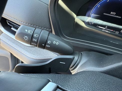 Used 2024 Toyota Grand Highlander Platinum image 32