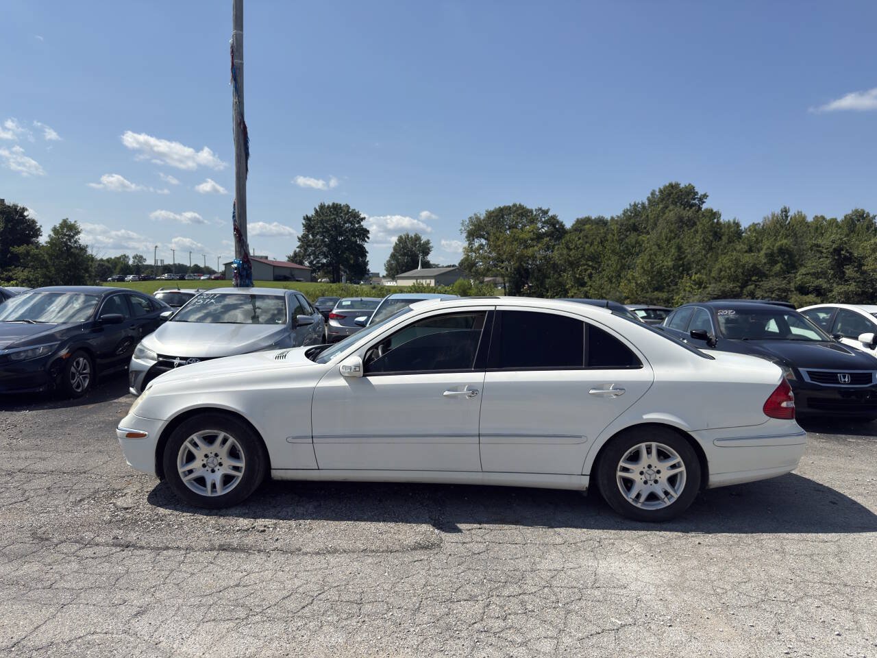 Used 2005 Mercedes-Benz E 320 Sedan image 3