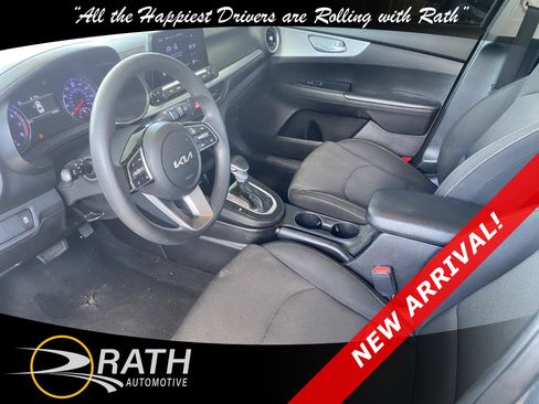 Used 2023 Kia Forte LXS FWD image 13