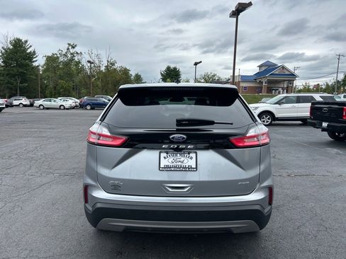 Used 2022 Ford Edge SEL image 11