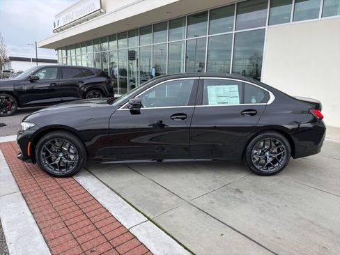 Used 2026 BMW 330i Sedan w/ Convenience Package RWD image 3