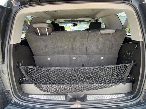 Used 2015 Cadillac Escalade Luxury image 13