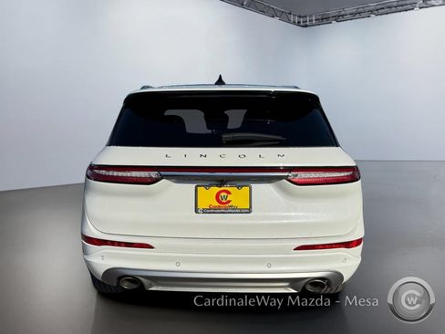 Used 2022 Lincoln Corsair AWD w/ Premium Package image 6